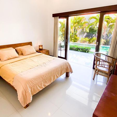 Tropical Luxe Villas Canggu - Finns & Atlas ภายนอก รูปภาพ