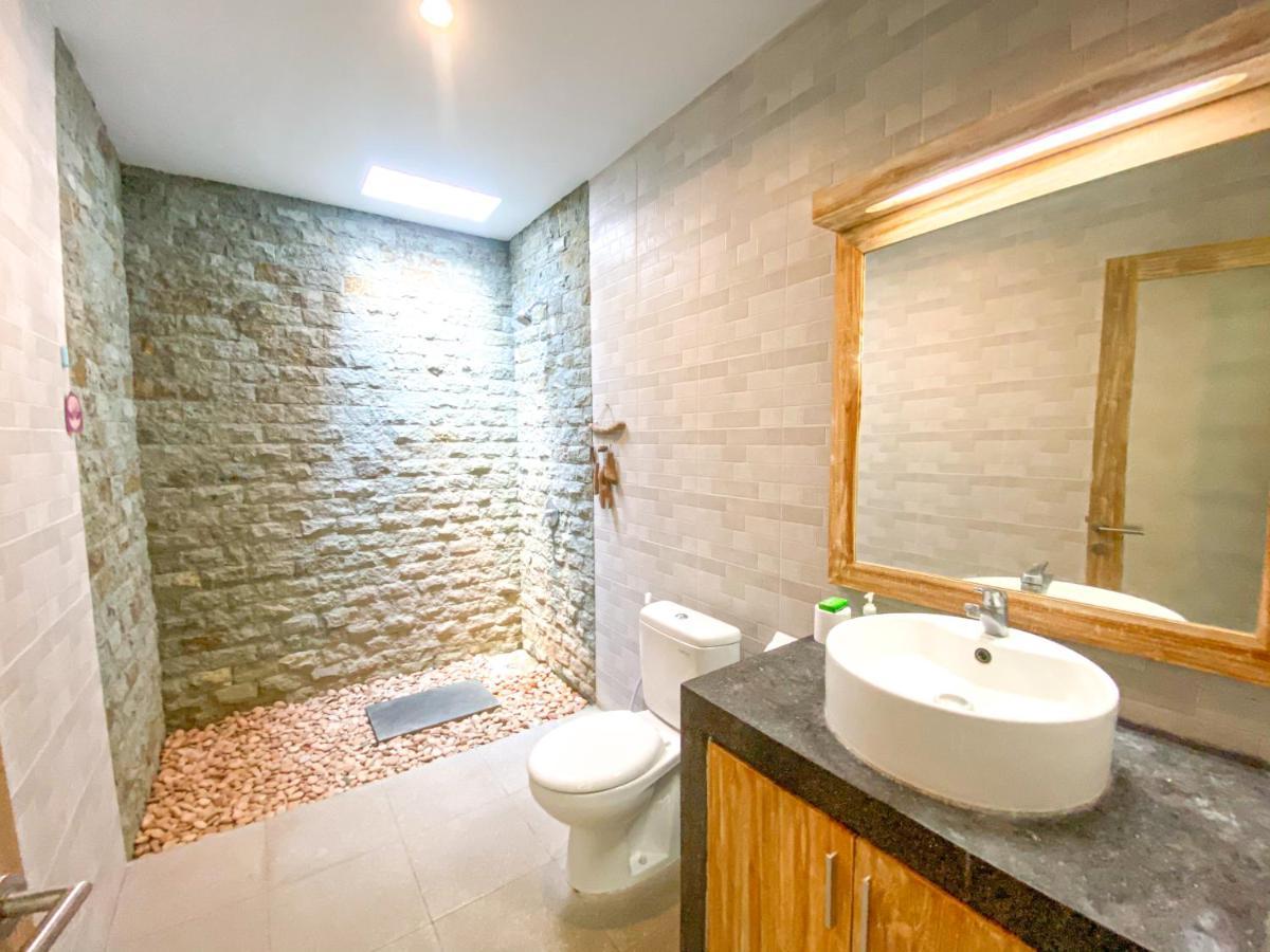 Tropical Luxe Villas Canggu - Finns & Atlas ภายนอก รูปภาพ
