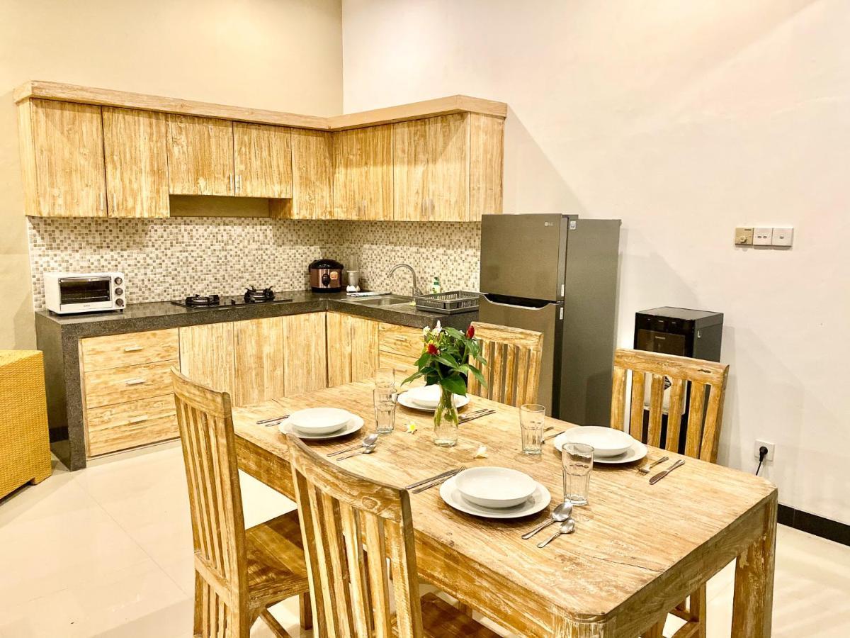 Tropical Luxe Villas Canggu - Finns & Atlas ภายนอก รูปภาพ